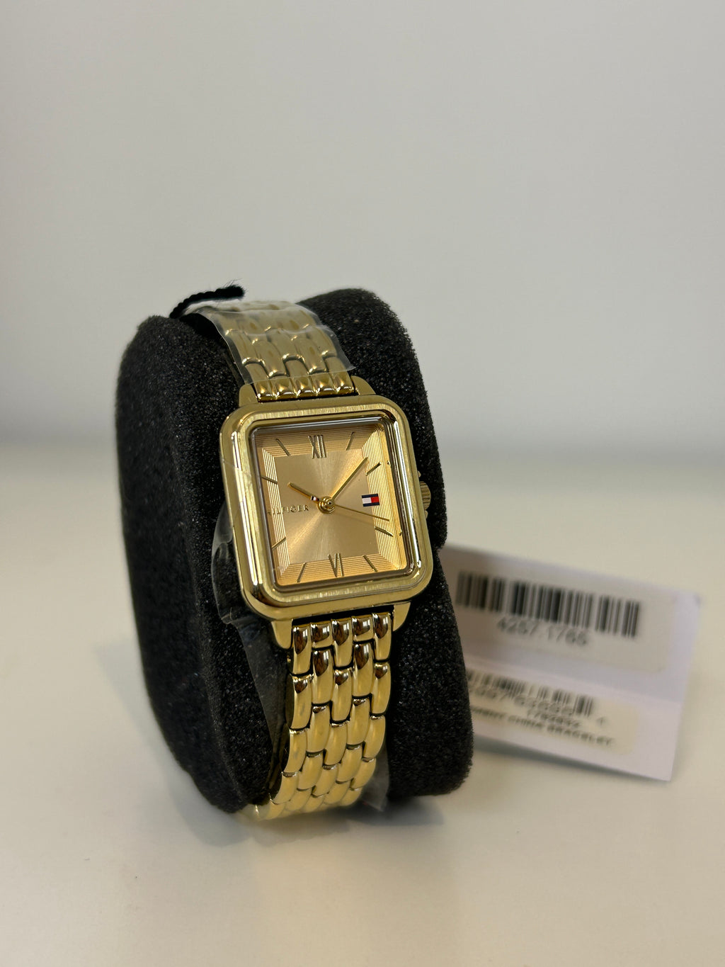 Tommy Hilfiger – Montre Femme Gold Rectangulaire