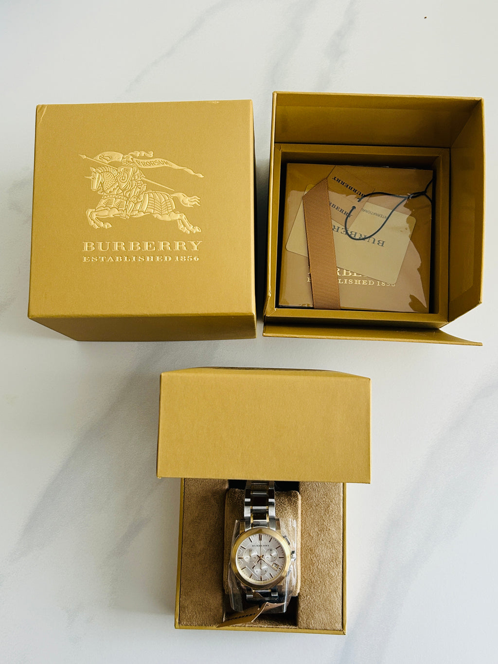 burberry montre homme chronographe bu9751 acier or set complet neuve