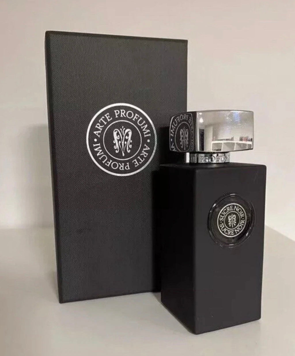 Sucre Noir – Arte Profumi (Made in Italy 🇮🇹)
